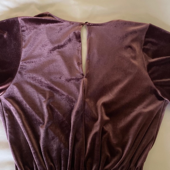 Burgundy v-neck jumpsuit velvet - Picture 5 of 6